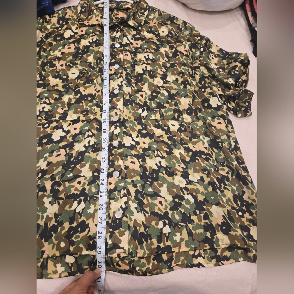 Zara Camouflage Print Blouse - Green, Brown, Black‎ - Picture 10 of 10